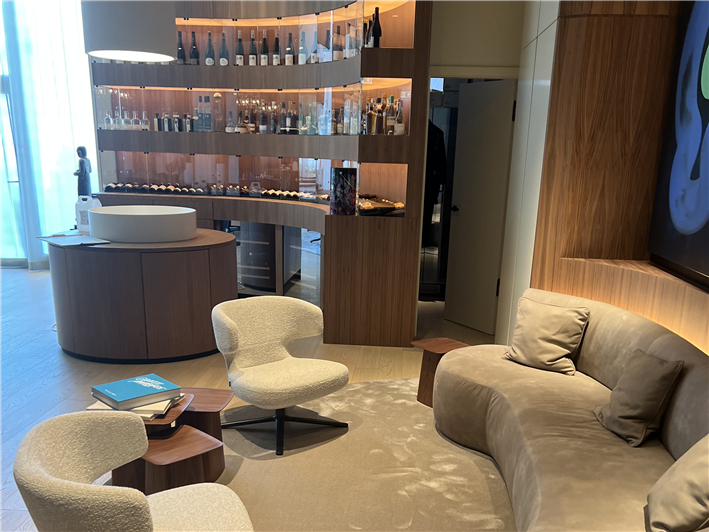 entrance lounge